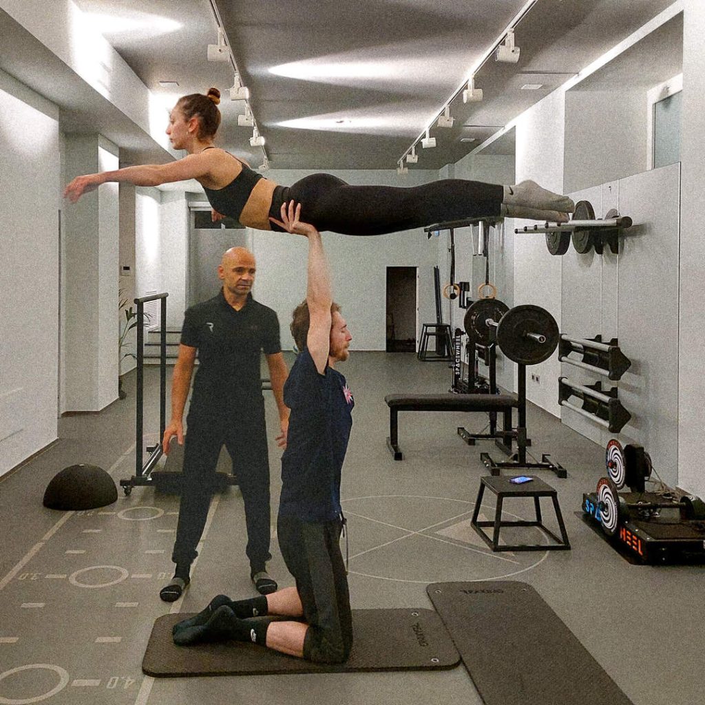 Sara Conti, Niccolò Macii